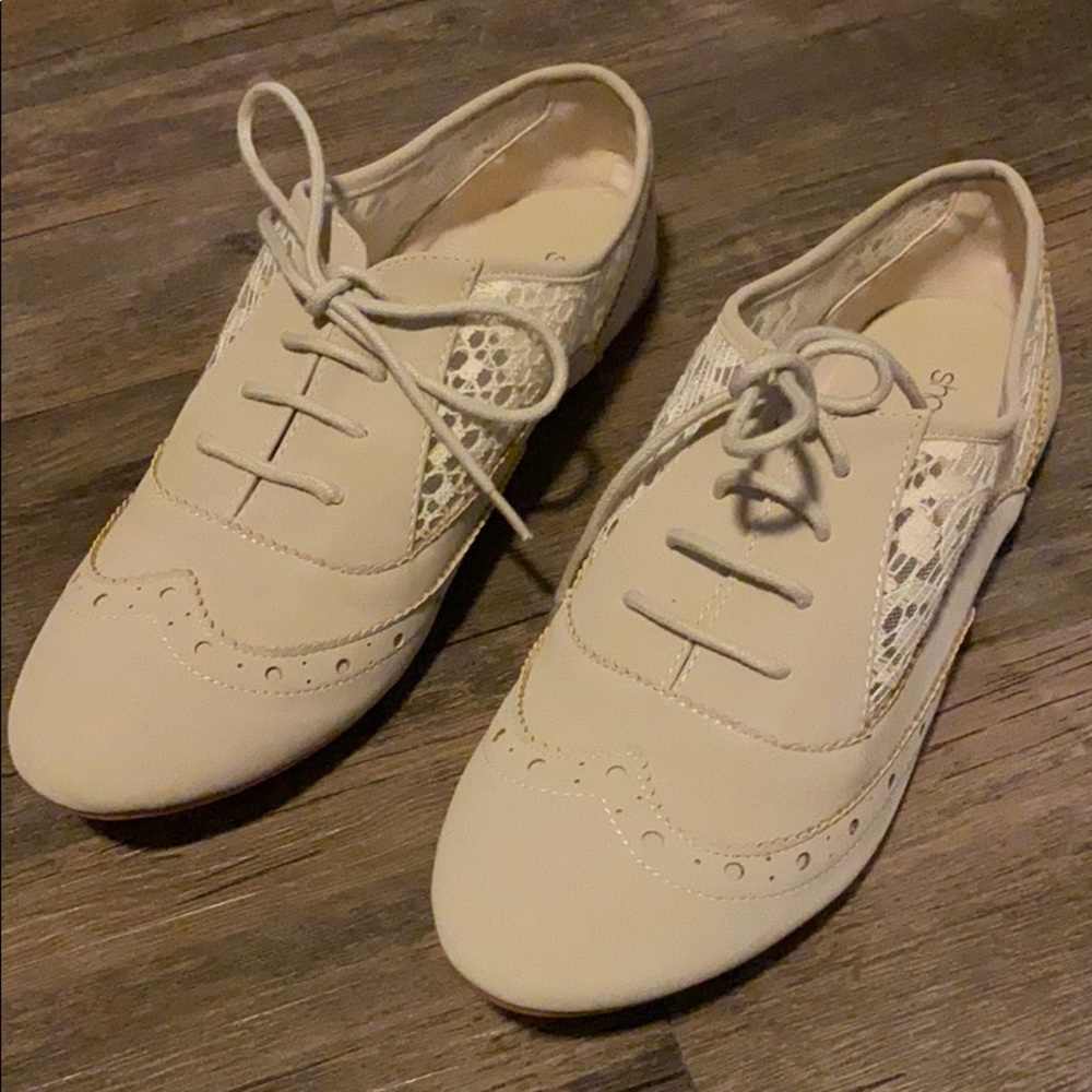 Menswear style flat